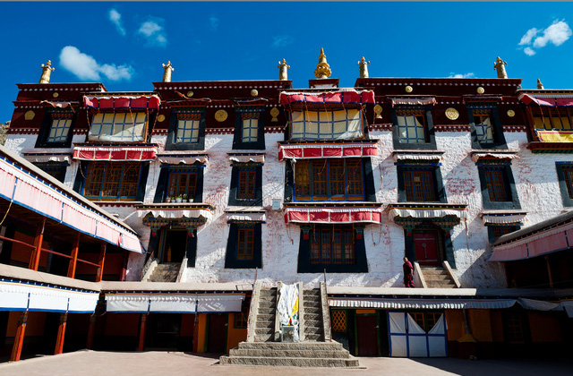 Lhasa monastery